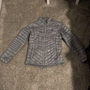 Women’s north face jacket
